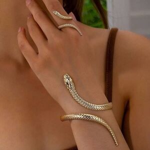 Serpenti Gold Snake Ring&Bracelet Set